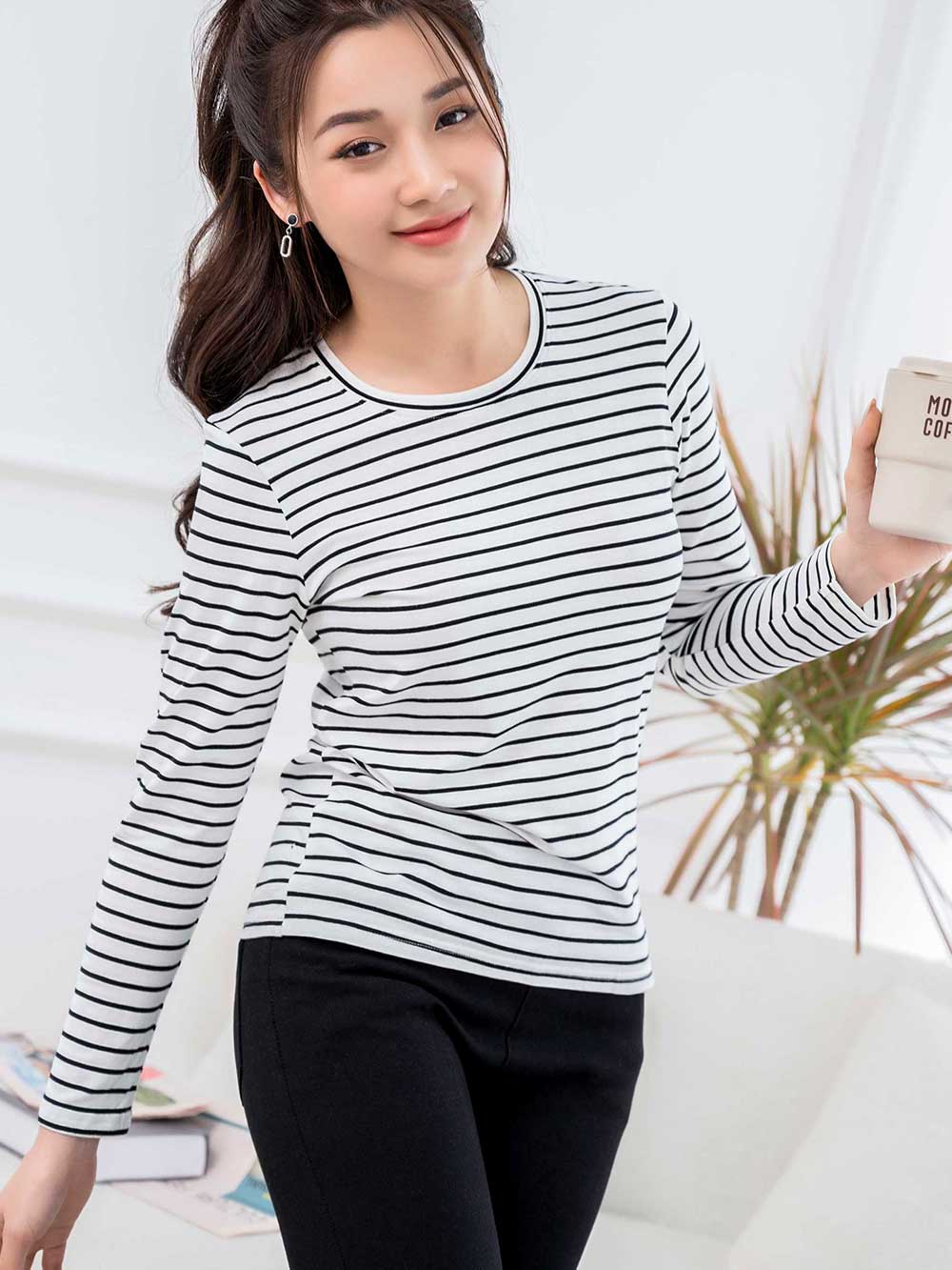 Áo Thun Tay Dài Nữ TOLI, Cổ Tròn, Họa Tiết Kẻ Sọc - MÃ LHB