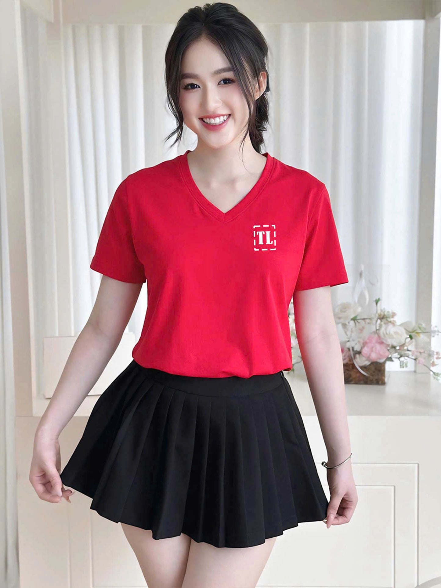 Áo thun nữ tay ngắn - In logo chữ TL