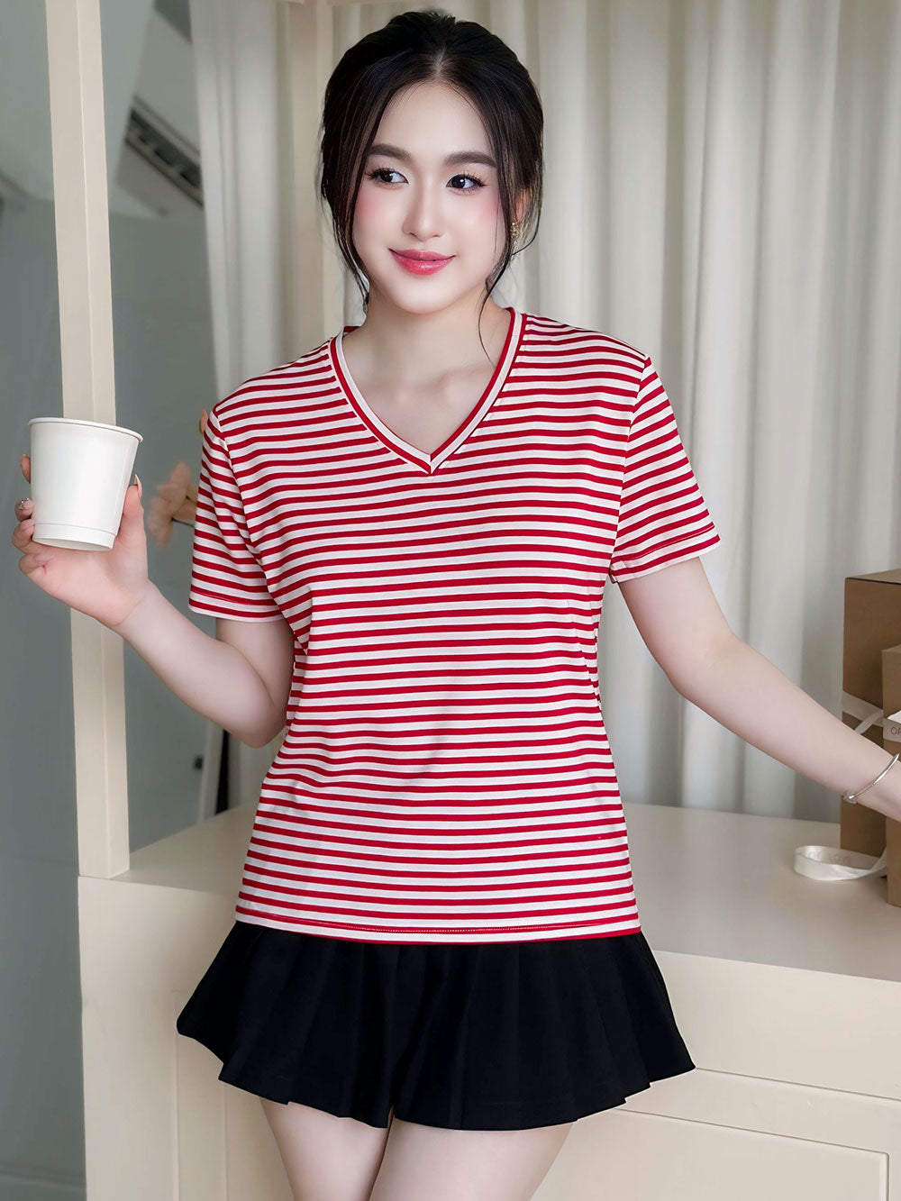 Áo thun nữ Tay ngắn-Cổ tim-Họa tiết kẻ sọc-Mã BSA