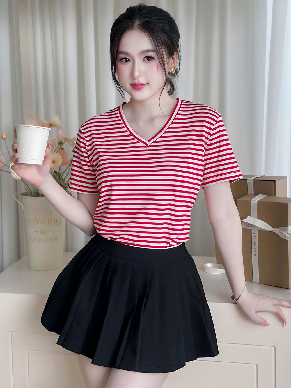 Áo thun nữ Tay ngắn-Cổ tim-Họa tiết kẻ sọc-Mã BSA