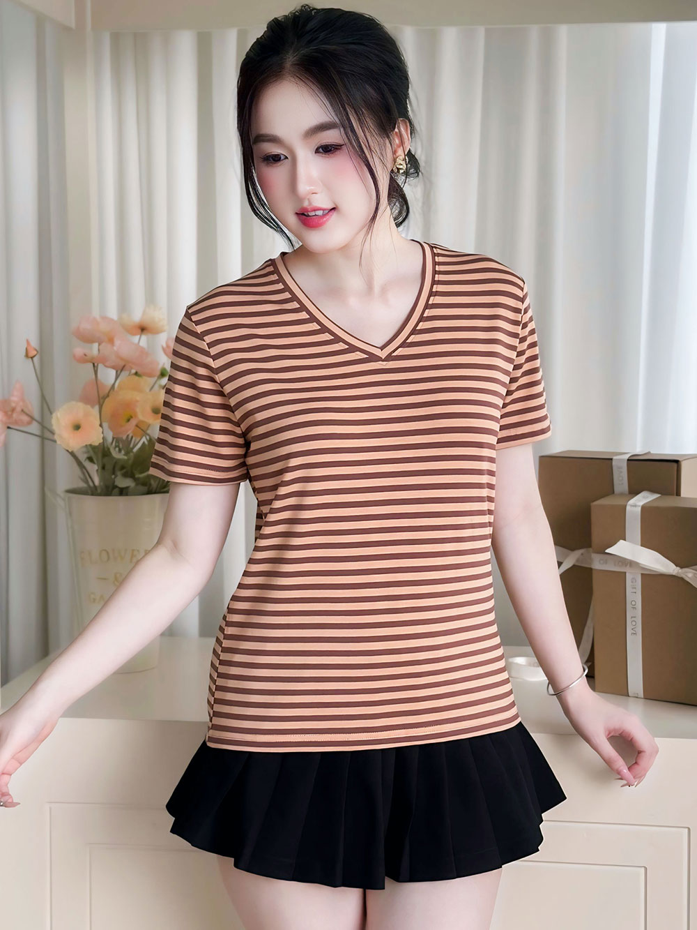 Áo thun nữ Tay ngắn-Cổ tim-Họa tiết kẻ sọc-Mã BSA