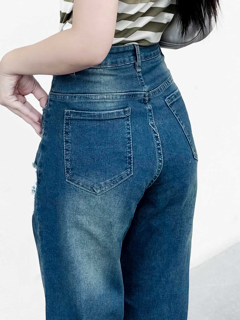 Quần Jean Nữ TOLI Ống Suông Rộng