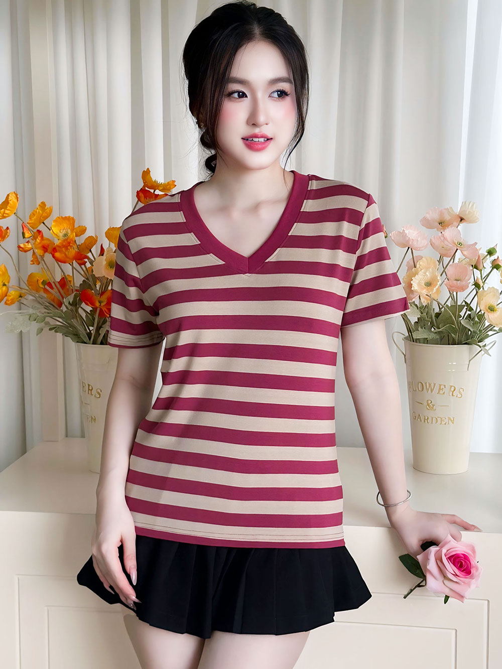 Áo Thun Nữ Tay Ngắn-Họa Tiết Kẻ Sọc-Cổ V-Mã BSV